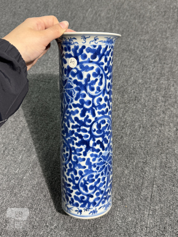 清晚期青花缠枝花卉纹帽筒 - 图3
